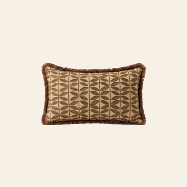 Kotabo Dekokissen mit Schmetterlingsmuster, beige mit Fransen – 30 x 50 cm – Kräftiges Beige